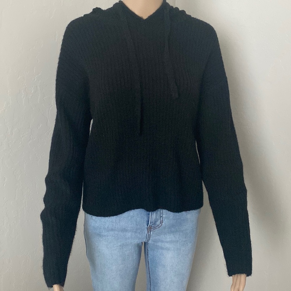 PINK Victoria’s Secret Pullover Hooded Ribbed Knit Sweater- NWOT